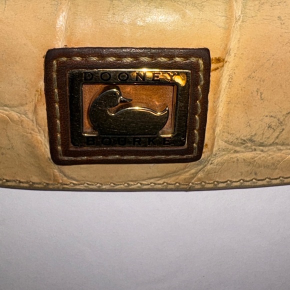 Dooney & Bourke Cream Crocodile Embossed Wallet - Picture 9 of 15